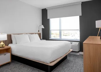 Towneplace Suites By Marriott Tampa Clearwater hotel thumbnail 3