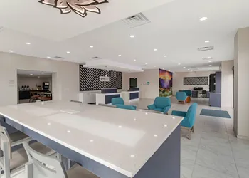 Clarion Pointe Kimball hotel thumbnail 4