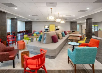Home2 Suites By Hilton Calhoun hotel thumbnail 2