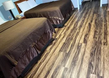 Riverside Motel hotel thumbnail 6