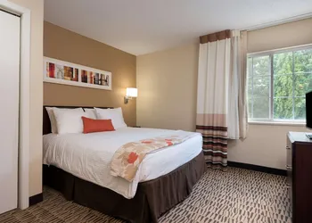 MainStay Suites Chicago Hoffman Estates hotel thumbnail 8