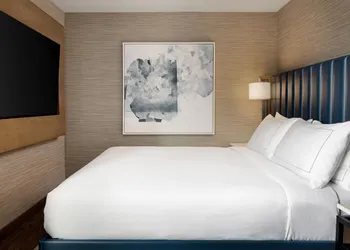 DoubleTree by Hilton West Kelowna hotel thumbnail 6