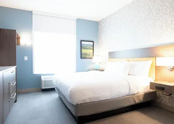 Home2 Suites by Hilton Leesburg hotel thumbnail 7
