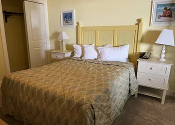 Miramar Condominiums hotel thumbnail 3