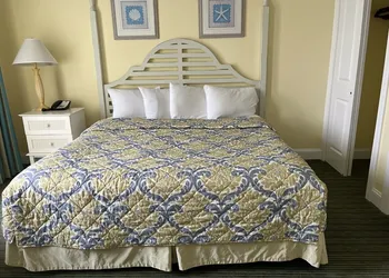 Miramar Condominiums hotel thumbnail 6
