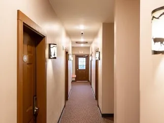 Wagon Wheel Hotel hotel thumbnail 6