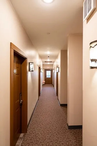 Wagon Wheel Hotel hotel detail image 6