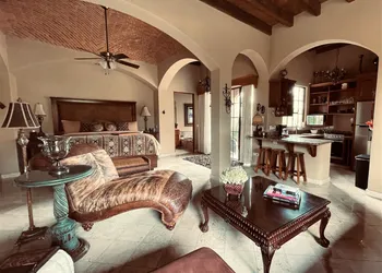 Casa Grande Luxury Accommodations hotel thumbnail 3