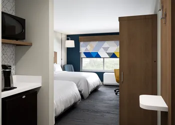Holiday Inn Express & Suites Springdale Fayetteville Area by IHG hotel thumbnail 2