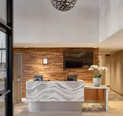 Great Blue Heron Hotel hotel detail image 3