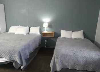 Western Hills Motel hotel thumbnail 8