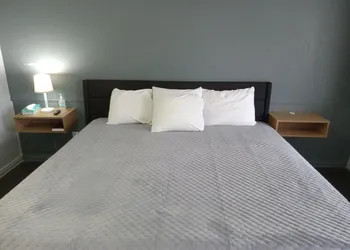 Western Hills Motel hotel thumbnail 5