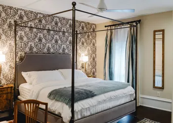 The Lilley Mansion Bed & Breakfast hotel thumbnail 6