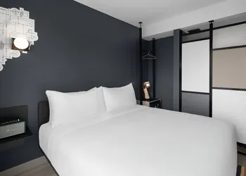 Aloft by Marriott New York Chelsea hotel thumbnail 3
