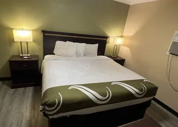 Country Inn-Giddings hotel thumbnail 6