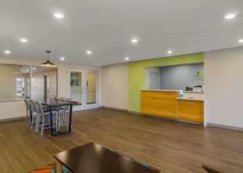 Woodspring Suites Jacksonville Orange Park hotel thumbnail 3