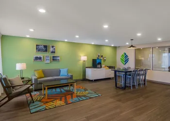 Woodspring Suites Jacksonville Orange Park hotel thumbnail 4