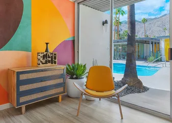 Limon Palm Springs hotel thumbnail 2