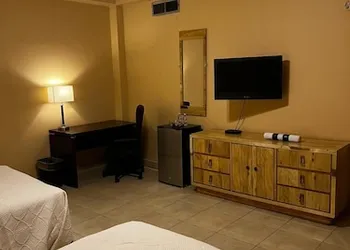 Meson Del Rey hotel thumbnail 2