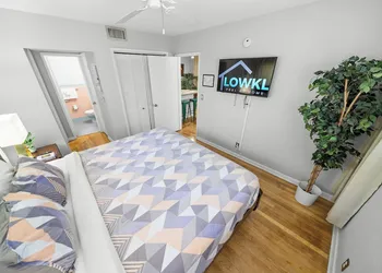 Galleria Apartments by Lowkl hotel thumbnail 5