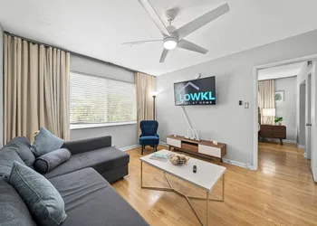 Galleria Apartments by Lowkl hotel thumbnail 6