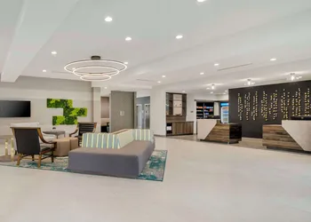 Best Western Plus Winter Haven Inn & Suites hotel thumbnail 2
