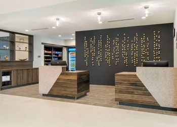 Best Western Plus Winter Haven Inn & Suites hotel thumbnail 3