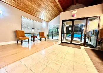 Bayou Inn & Suites hotel thumbnail 3