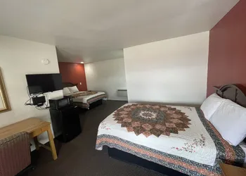 Red River Inn hotel thumbnail 7