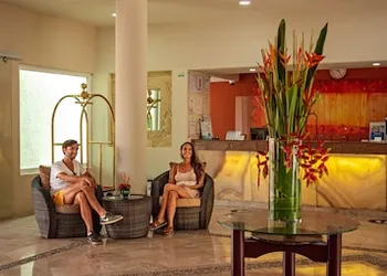 Laguna Suites hotel thumbnail 2
