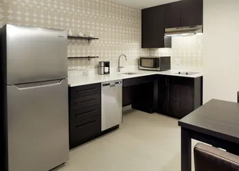 Residence Inn by Marriott Montreal Midtown hotel thumbnail 8
