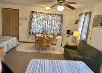 Driftwood Resort Bull Shoals hotel thumbnail 6