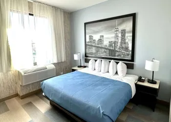 Super 8 By Wyndham Brooklyn Pennsylvania Ave hotel thumbnail 7