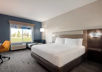 Holiday Inn Express & Suites Yuba City Marysville by IHG hotel thumbnail 6