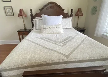 The King's Daughters Bed and Breakfast hotel thumbnail 3