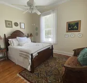 The King's Daughters Bed and Breakfast hotel detail image 4