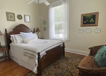The King's Daughters Bed and Breakfast hotel thumbnail 4