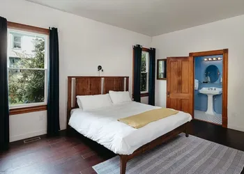 The North Branch Inn hotel thumbnail 5