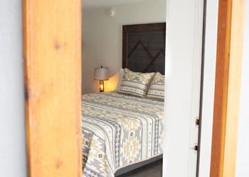 Pine Lodge hotel thumbnail 6