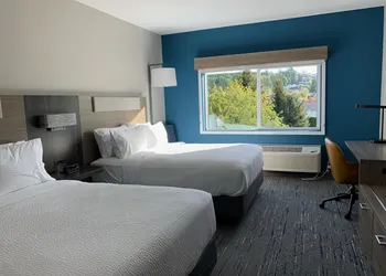 Holiday Inn Express & Suites Courtenay - Comox by IHG hotel thumbnail 7