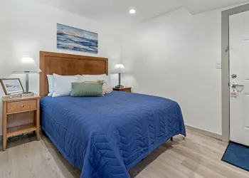 Extended Stay Gun Barrel City hotel thumbnail 3
