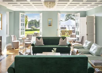 Shepherd's Run hotel thumbnail 5