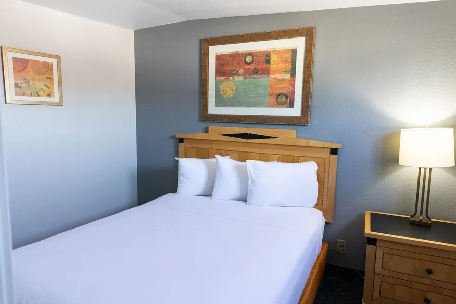 Econo Inn hotel detail image 6