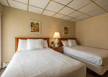 Tahiti Inn hotel thumbnail 4