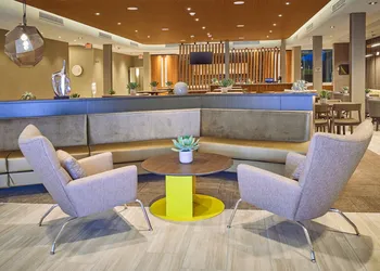 Springhill Suites By Marriott Medford Airport hotel thumbnail 4