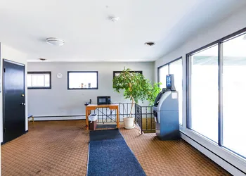Manor Motel By OYO Near Oak Brook/Chicago Westchester hotel thumbnail 5