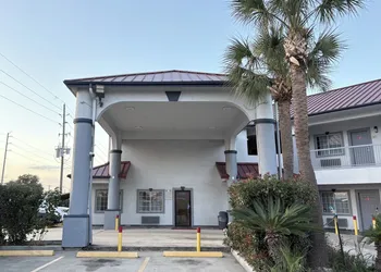 Kiwi Inn Capital O Houston - Hwy 249 hotel thumbnail 5