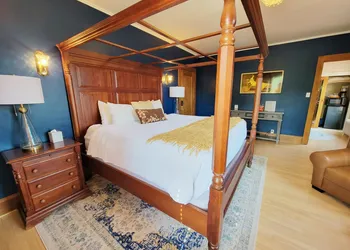 Historic GG Barnum Mansion by Heirloom Boutique Collection hotel thumbnail 8