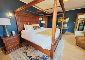 Historic GG Barnum Mansion by Heirloom Boutique Collection hotel thumbnail 8