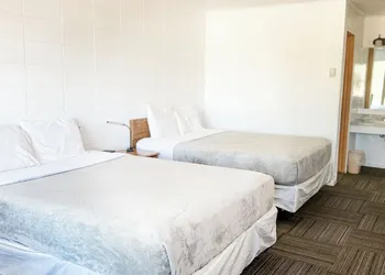 Superior Stays hotel thumbnail 4